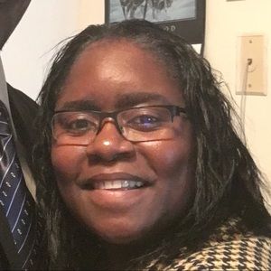 Meet your Posher, Sharon